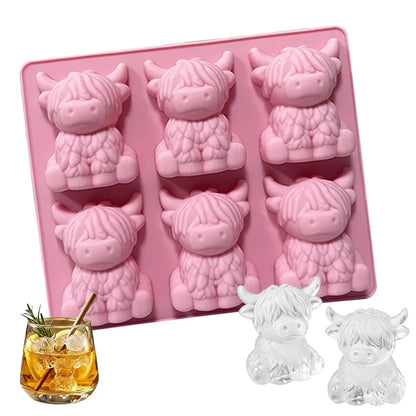 Mini Highland Cow Ice Cube Mold, Silicone Ice Cube Tray, Cute 3D Ice Cubes for Drinks, Parties, and Gifts, Perfect for Beverage Enhancements